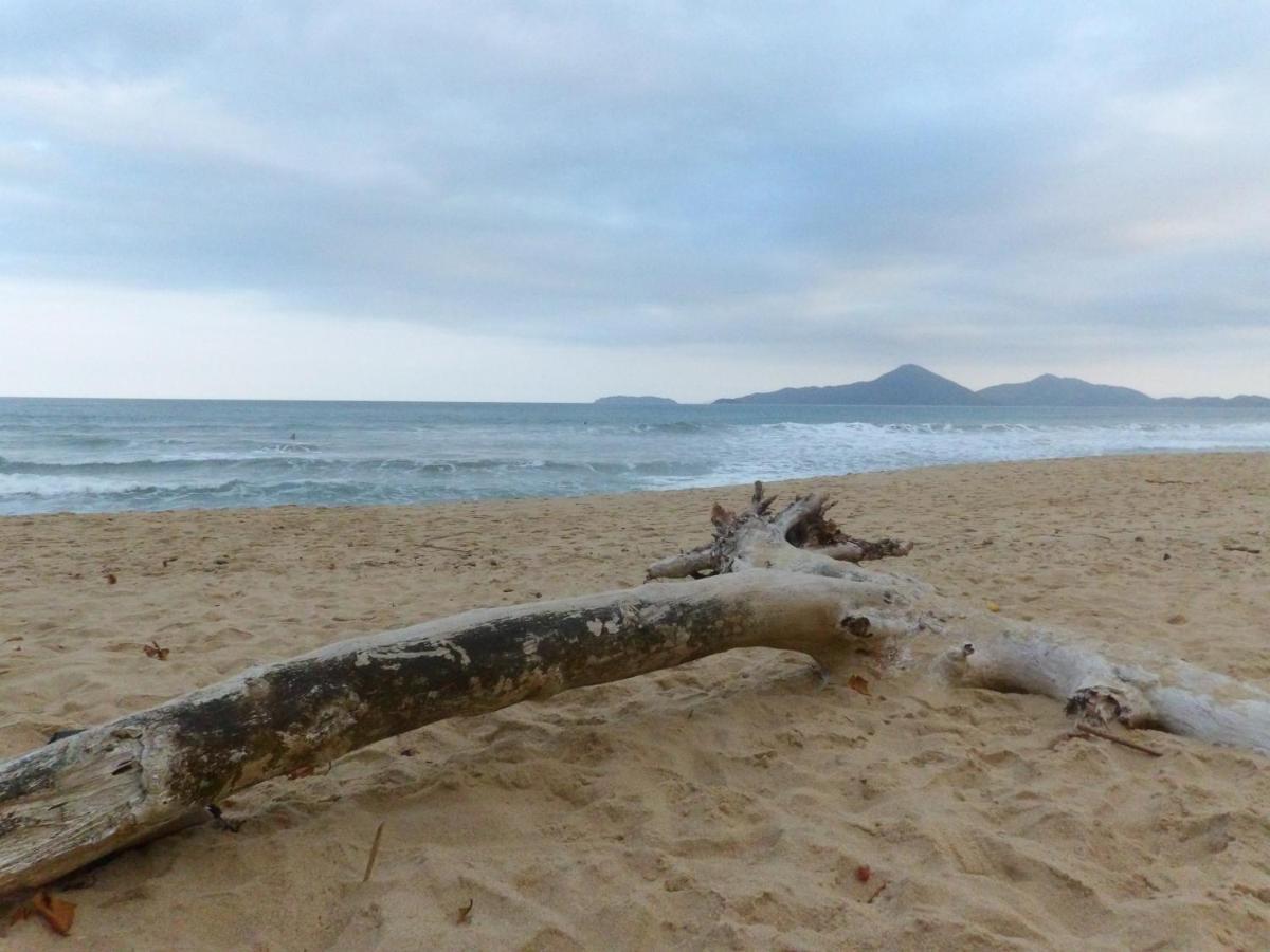 Suite Som Do Mar Da Vermelha Do Centro Ubatuba Kültér fotó